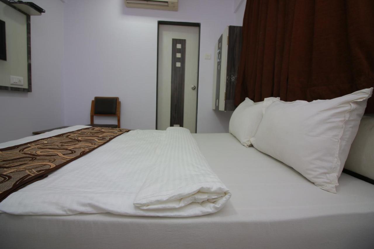 Hotel Apex นาวีมุมไบ ภายนอก รูปภาพ