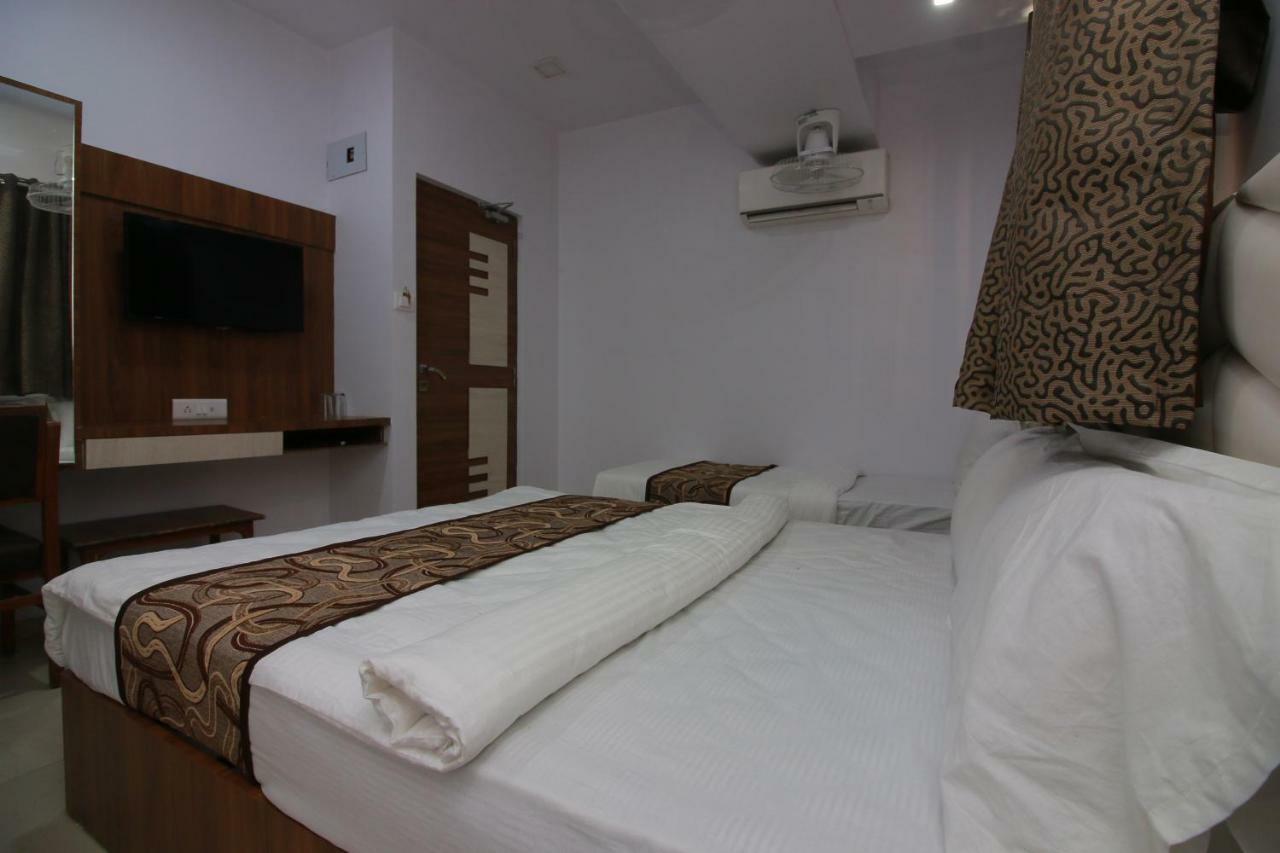 Hotel Apex นาวีมุมไบ ภายนอก รูปภาพ