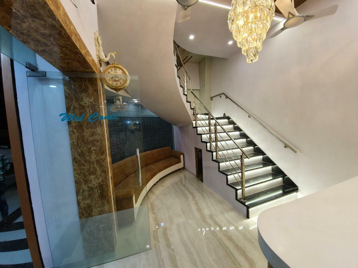 Hotel Apex นาวีมุมไบ ภายนอก รูปภาพ